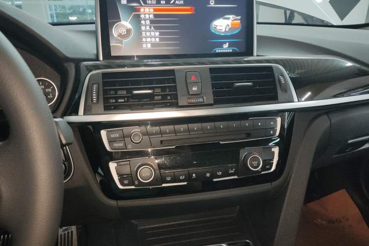 Used BMW 3 Series 2017 320Li Fashion Model
