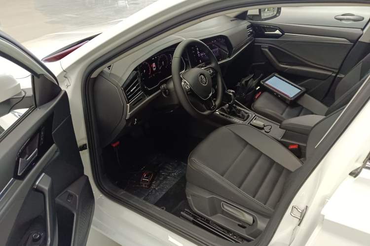 Used Volkswagen Sagitar 2022 280TSI DSG Flyover Edition
