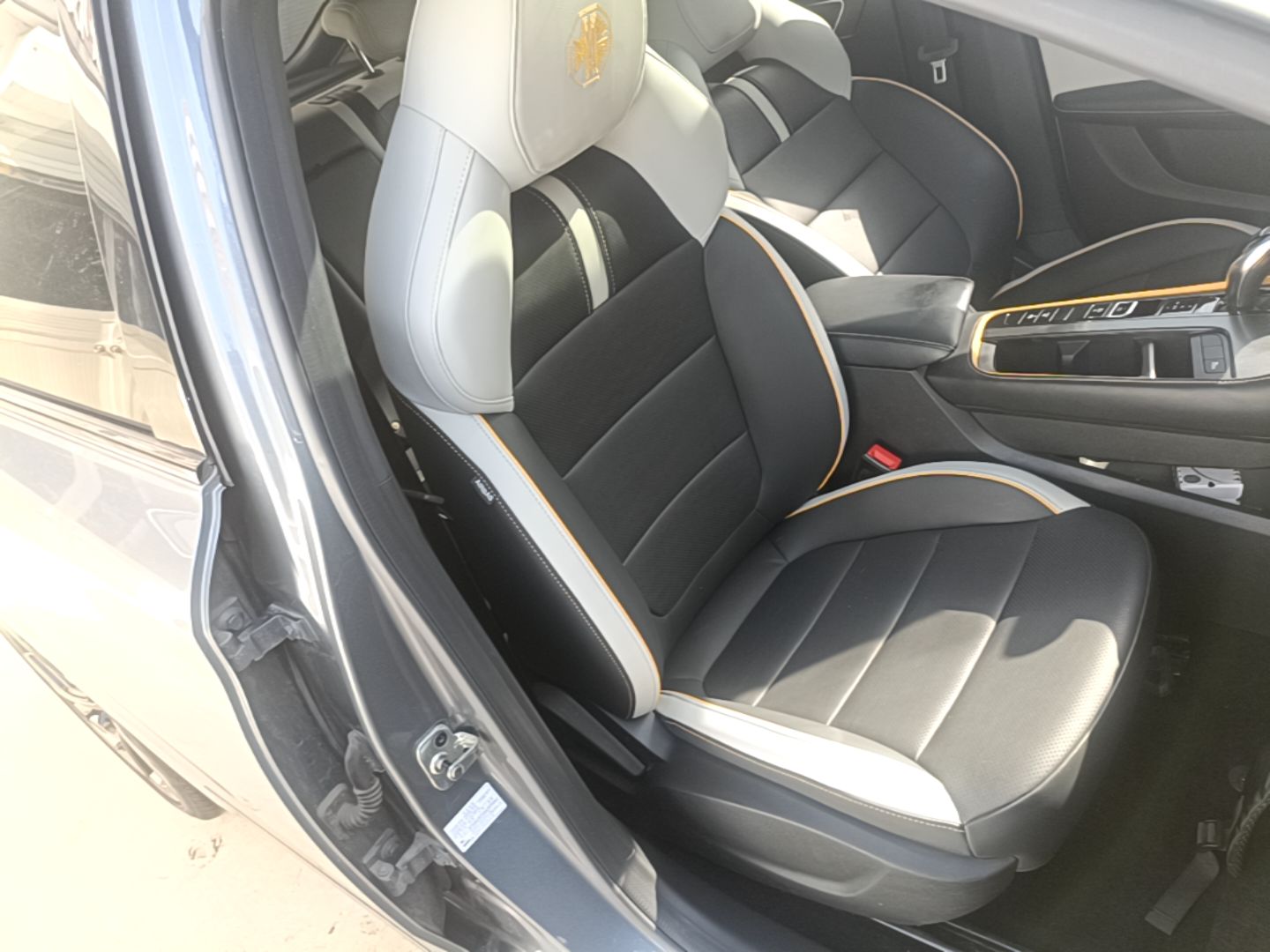 MG 6 2021 Pro 1.5T Automatic Trophy Luxury Edition — снимка 19