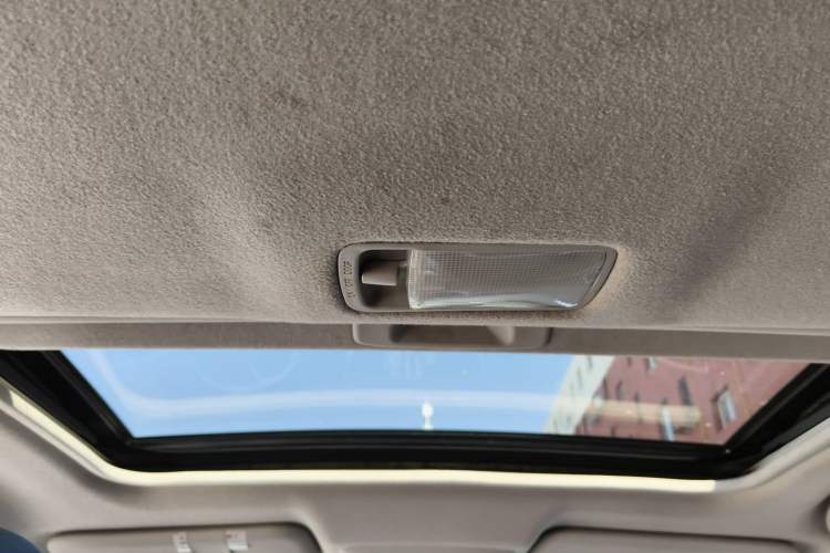 Used Nissan Sylphy 2014 1.6XV CVT Deluxe Edition Headliner