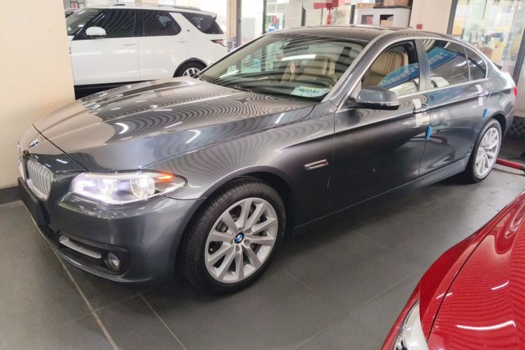 Used BMW 5 Series 2015 535Li Leading Model