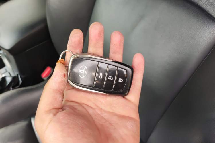 Used Toyota Prado 2016 3.5L Automatic VX NAVI Vehicle Key