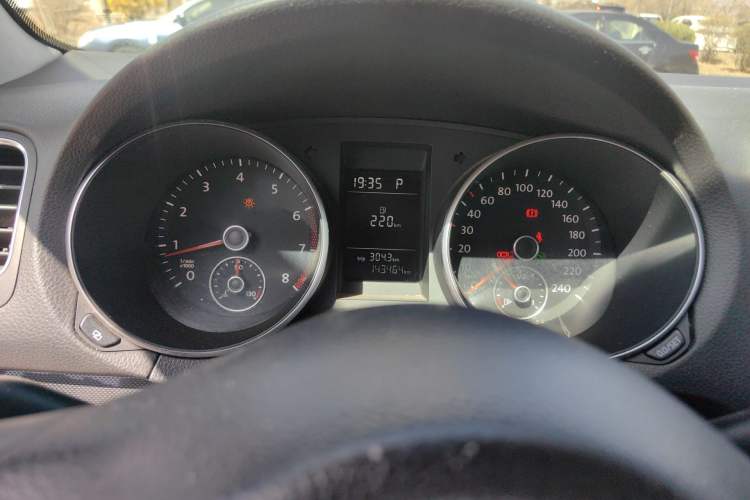 Used Volkswagen Golf 2011 1.4 TSI Automatic Comfort Model