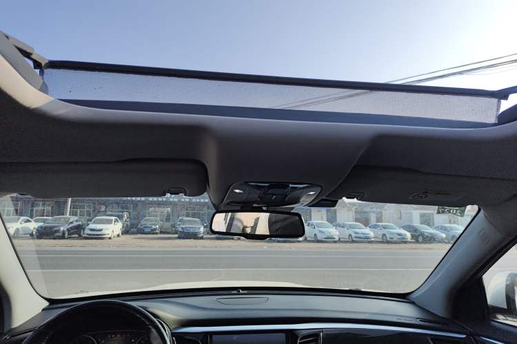 Used GAC Trumpchi GS8 2017 320T Two-Wheel Drive Luxury Smart Connectivity Version (7 Seats)
