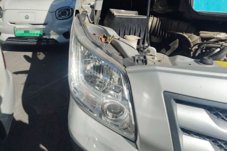 Used Foton Toano 2019 2.5T E5 Short Wheelbase Mid-Roof 5/6-Seater 4J25TC3
