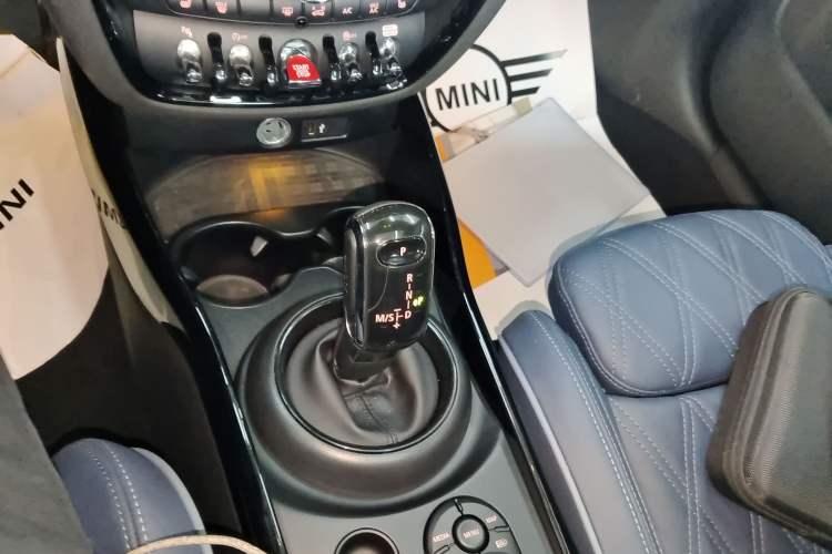 Used MINI Clubman 2023 Refresh 1.5T COOPER Connoisseur
