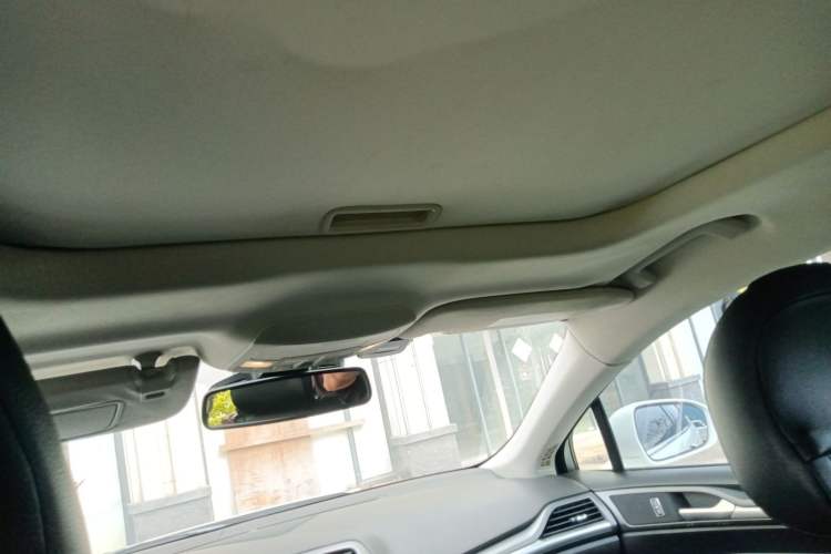 Used Ford Mondeo 2013 2.0L GTDi240 Luxury Sport Model Headliner