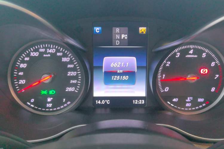 Used Mercedes-Benz C-Class 2015 C 200 station wagon