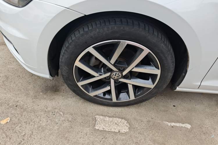 Used Volkswagen Golf 2020 200TSI DSG Comfortable and Ambitious Edition
