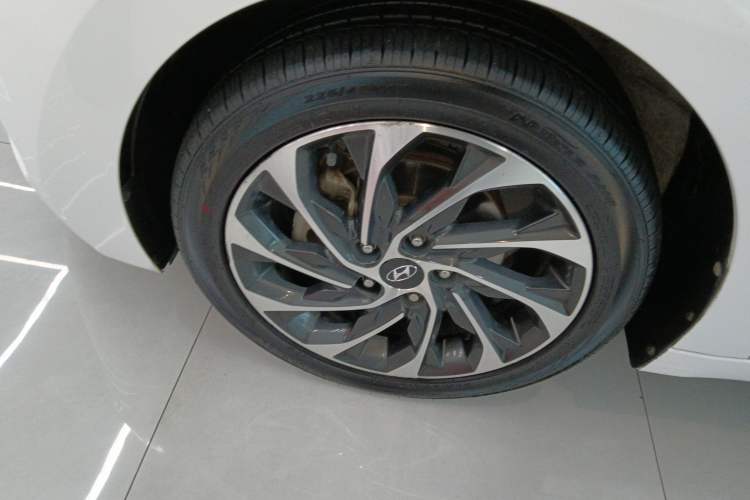 Used Hyundai Elantra (6th Generation / Lingdong) 2019 1.5L CVT ZhiXuan – Elite Version
