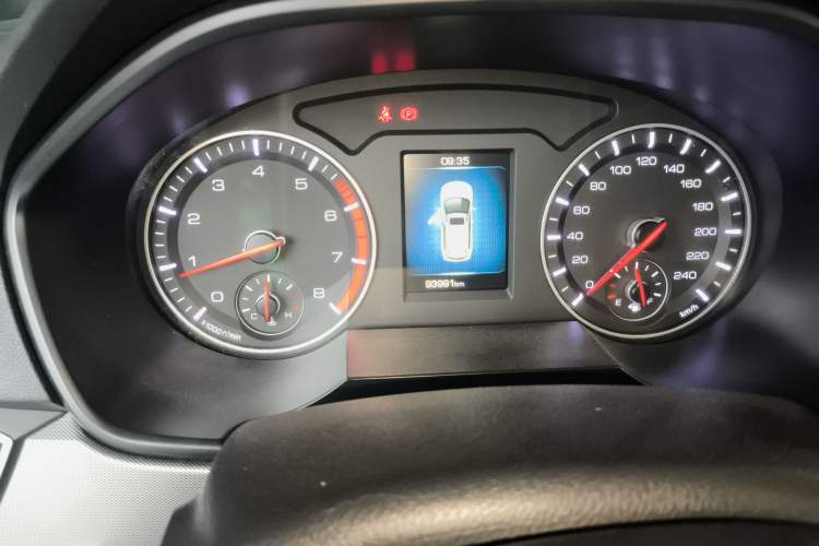 Used Haval H6 2018 Red-Label Sport Version 1.5T Manual Two-Wheel Drive Elite Model Instrument Cluster