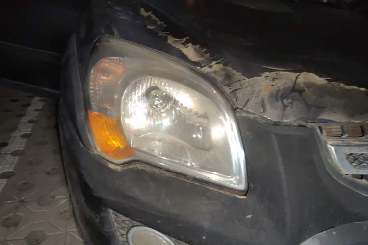 Used Kia Sportage 2009 2.0L Automatic 2WD GL Trim Right Front Headlight