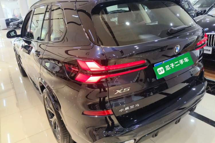 Used BMW X5 2023 xDrive 30Li Luxury M Sport Night Edition Package