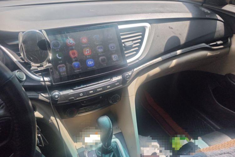 Used Buick GT 2016 15N Automatic Elite Edition Audio And AC Panel