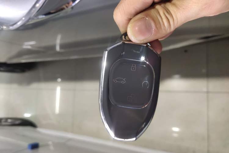 Used GAC Trumpchi GS8 2022 Flagship Series 2.0 TGDI Four-Wheel Drive Luxury Smart Connectivity Version (7 Seats)