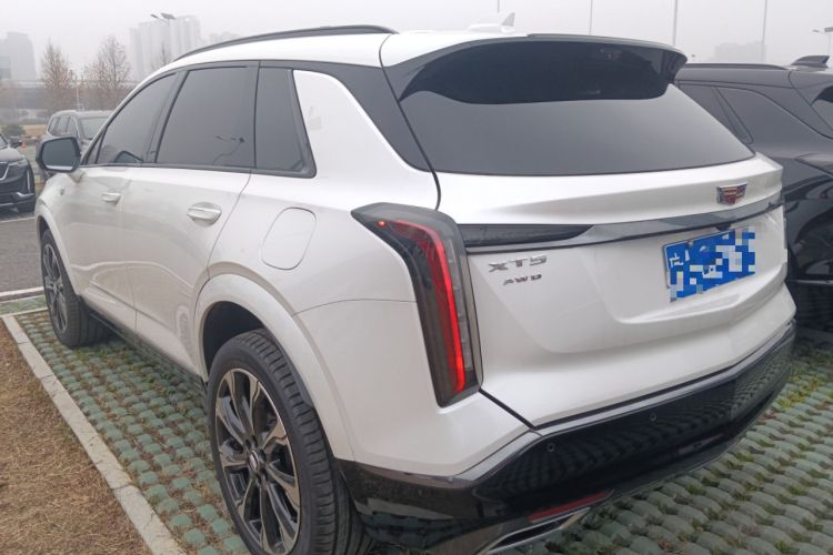 Used Cadillac XT5 2025 2.0T Platinum Edition