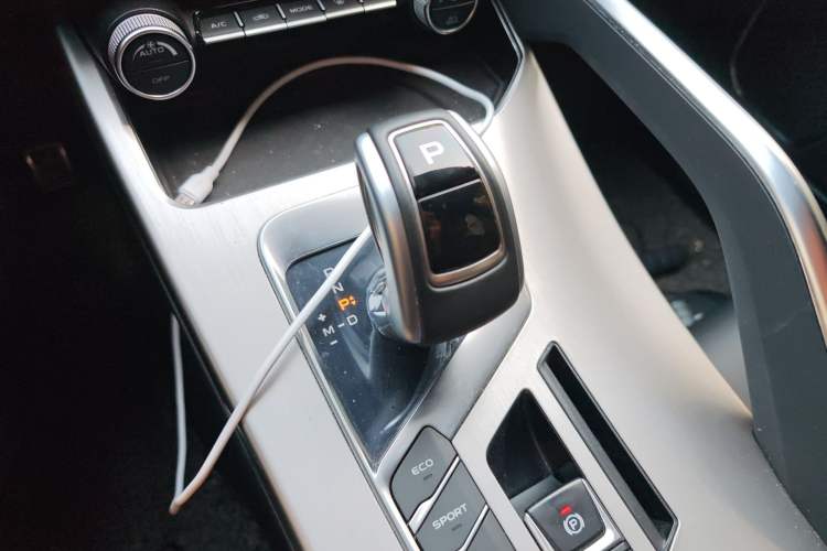 Used Geely Auto Coolray 2020 PRO 260T DCT Knight Gear Lever