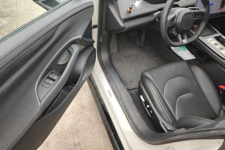 Used Xiaomi Auto SU7 2024 Rear-Drive Standard Founder Edition