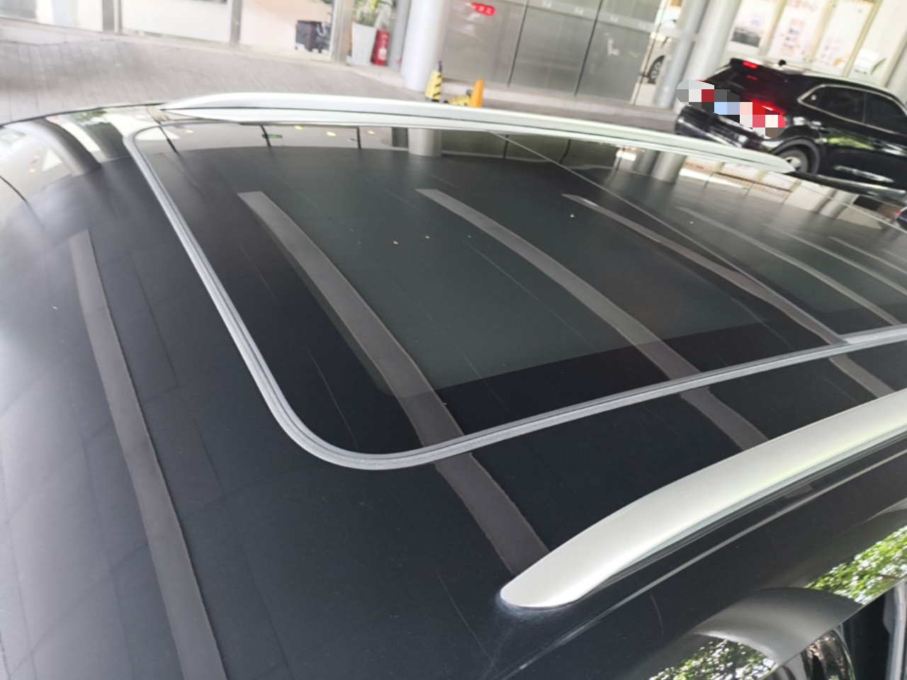 Hongqi E-HS9 2022 690 km Range Flagship Edition Six Seats — снимка 7
