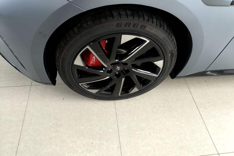 Used Dongfeng eπ eπ007 2024 Pure Electric 540 All-Wheel Drive Max Edition Exterior 4