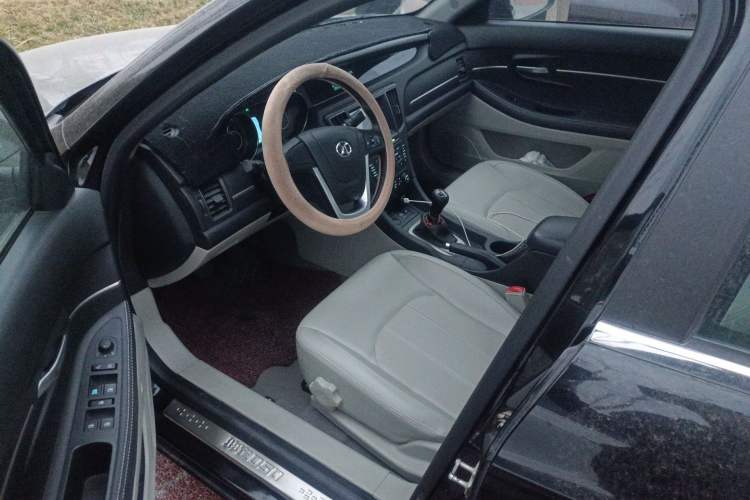 Used BAIC Senova D50 2014 1.5L manual comfort version Driver Seat