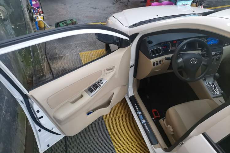 Used Toyota Corolla EX 2013 1.6L Automatic Excellence Edition