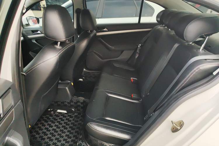 Used Volkswagen Lavida 2019 Lavida Start 1.5L Automatic Trendy Version China VI Standard
