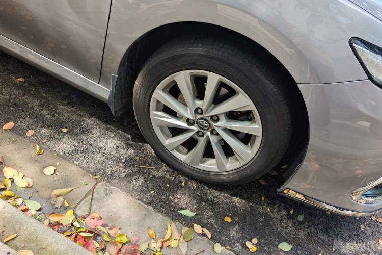 Used Toyota Camry 2021 Dual-Motor 2.5 HGVP Leading Edition
