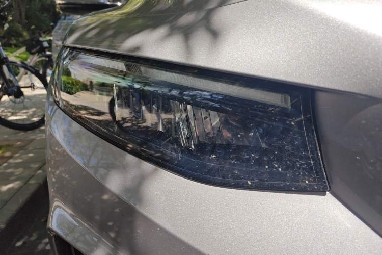 Used Geely Auto Preface 2021 2.0TD Luxury Version Right Front Headlight