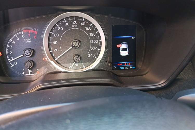 Used Toyota Levin 2021 185T CVT Luxury Edition Odometer Close Up