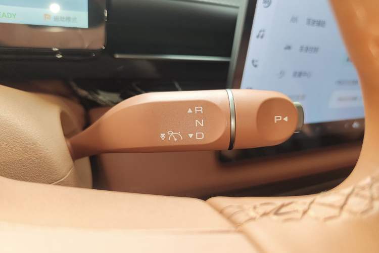 Used Wuling Xingguang 2025 610 km Smart Flagship Version Gear Lever