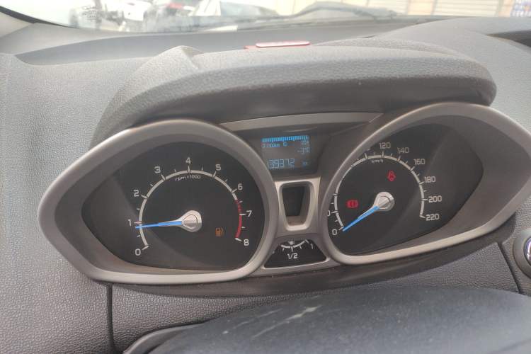 Used Ford EcoSport 2013 1.0L GTDi Manual Luxury Model
