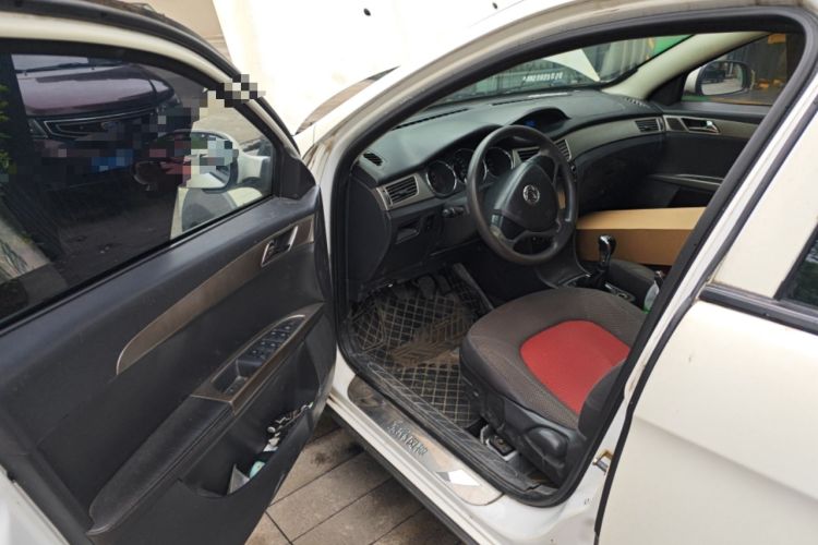 Used Dongfeng Aeolus H30 2014 CROSS 1.5L Manual Smart Drive Gratitude Edition