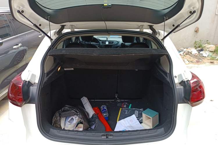 Used Citroen C3-XR 2018 1.6L Automatic Pioneer Model Trunk