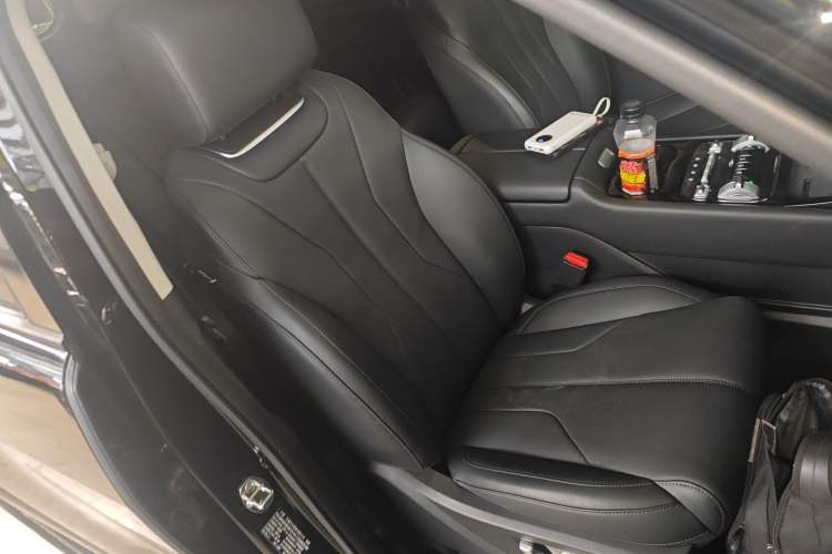 Used Tank 400 New Energy 2026 Model—Hi4-T Smart Enjoyment Version Right Front Seat