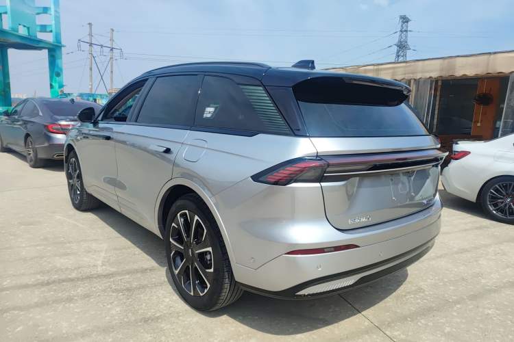 Used Lincoln Nautilus 2023 2.0T All-Wheel-Drive Zunrui Hybrid Version Exterior 2