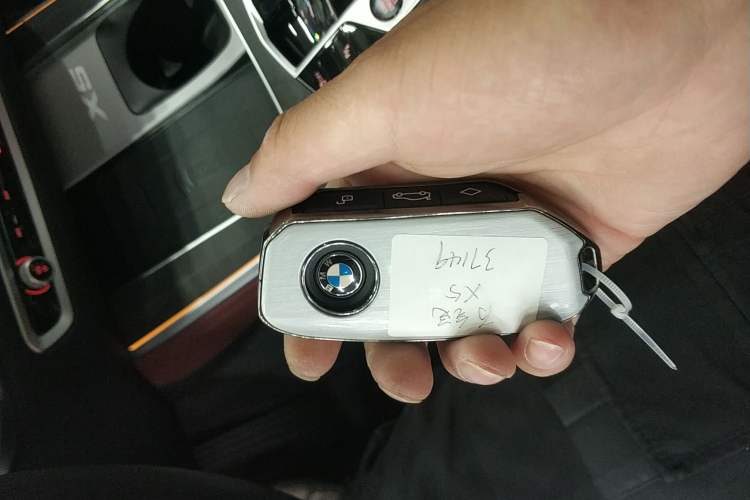 Used BMW X5 2023 xDrive 30Li Luxury M Sport Package