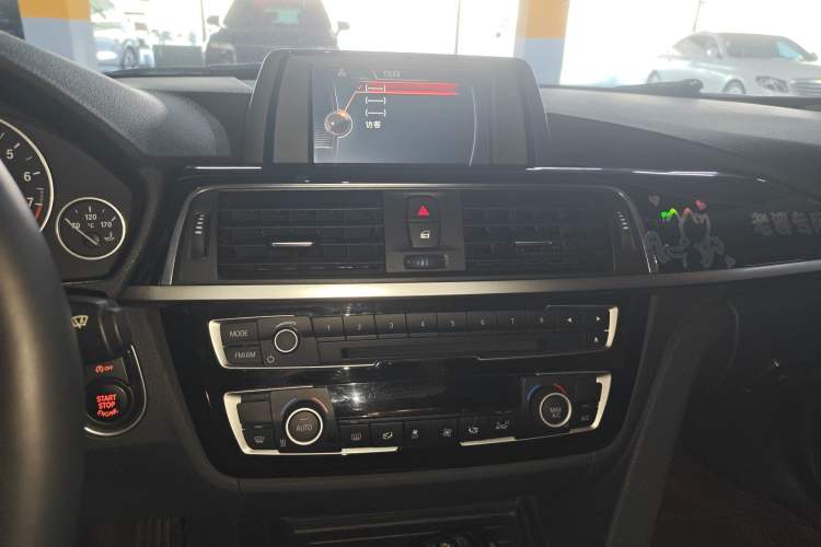 Used BMW 3 Series 2016 316Li Fashion Model
