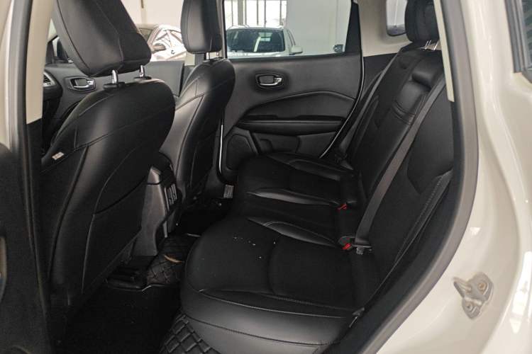 Used Jeep Compass 2017 200T Automatic Family Edition