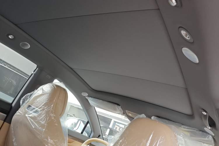 Used Hima Luxeed R7 2026 Model Range-Extending Max
