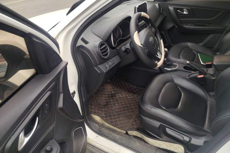 Used Bestune X40 2018 Internet Celebrity Edition 1.6L Automatic Luxury Version
