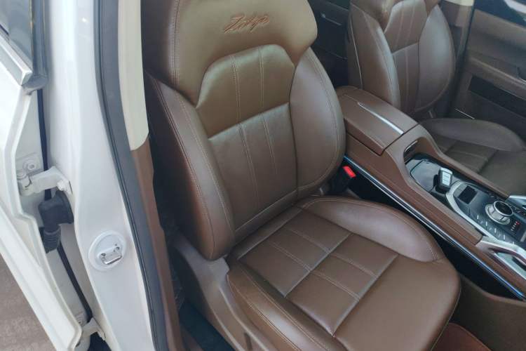 Used Zotye T700 2017 1.8T Dual-Clutch Luxury Model