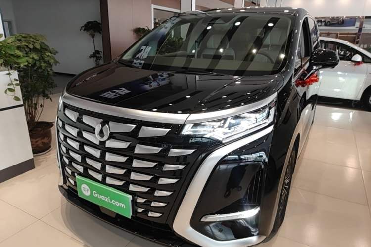 Used Denza D9 2022 DM-i 1040 Prestige Model Guazi used car, China used car export, Used car for sale, Used cars, Cheapest cars for sale
