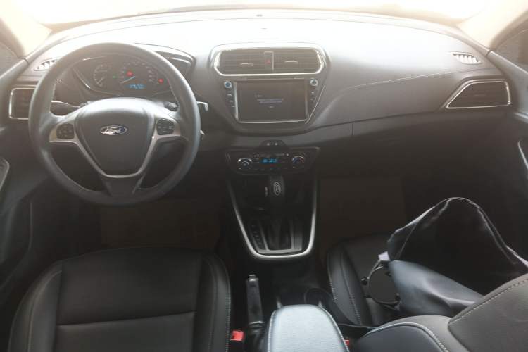 Used Ford Escort 2017 Happiness Edition 1.5L Automatic Fashion Version