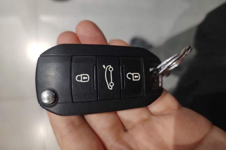 Used Peugeot 408 2016 1.6T Automatic Luxury Edition