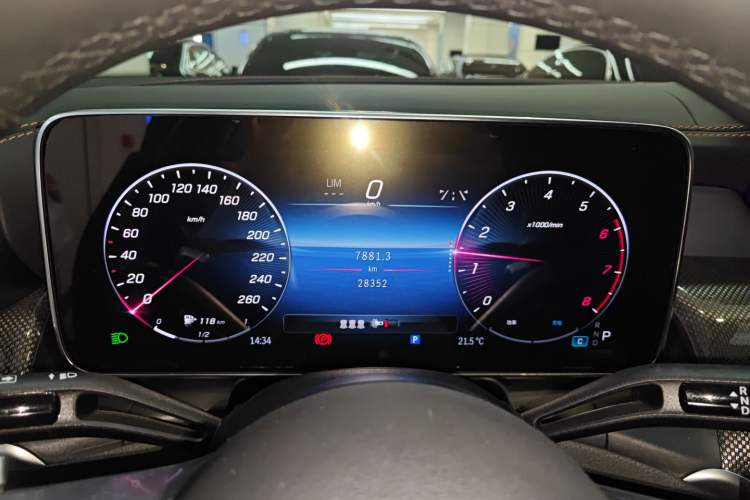 Used Mercedes-Benz GLC Coupe 2024 GLC 260 4MATIC Coupe SUV
