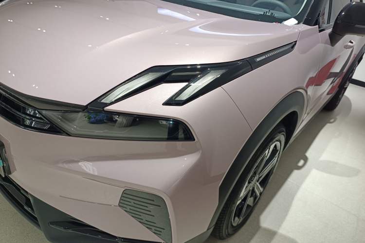 Used Lynk & Co 06 EM-P 2023 EM-P 126 Long-Range Halo
