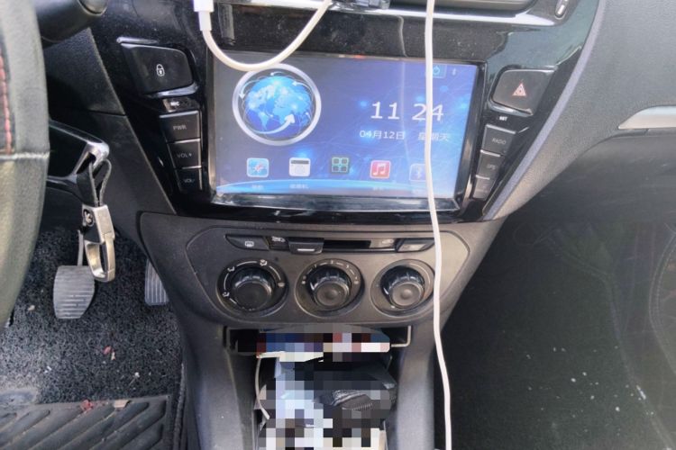 Used Peugeot 301  Audio And AC Panel