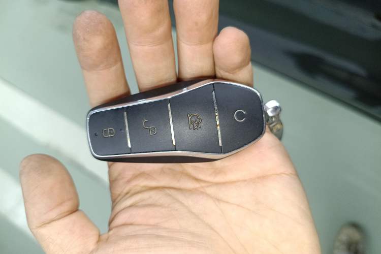 Used BYD Han L 2025 EV 701KM LiDAR Deluxe Edition Vehicle Key