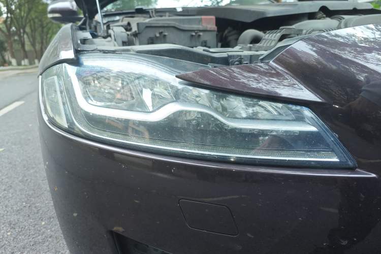 Used Jaguar XFL 2018 XFL 2.0T 250 PS Luxury Edition